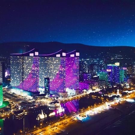 Batumi Orbi City Sea View Apartment ภายนอก รูปภาพ