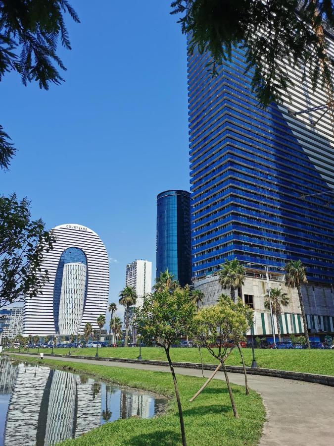 Batumi Orbi City Sea View Apartment ภายนอก รูปภาพ