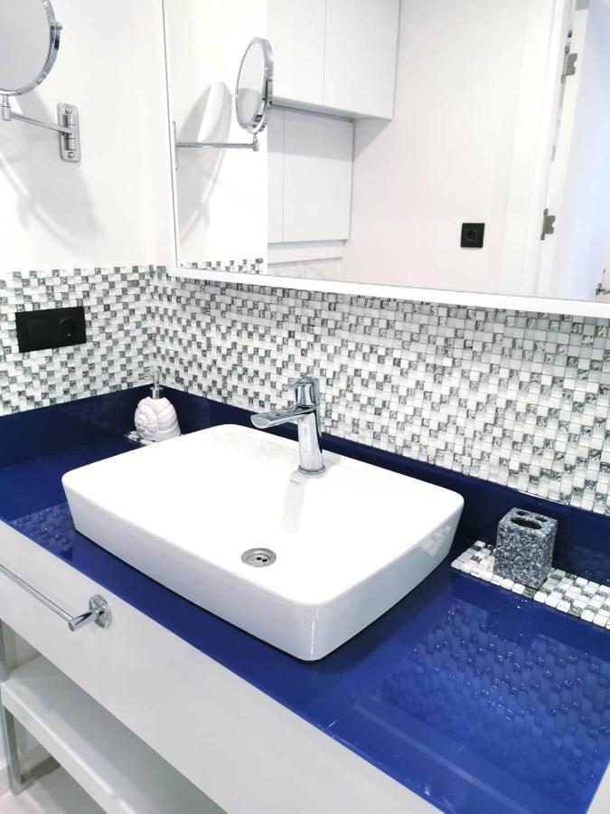 Batumi Orbi City Sea View Apartment ภายนอก รูปภาพ